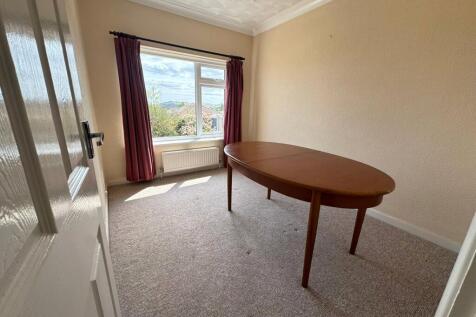 Bedroom Three/Dining