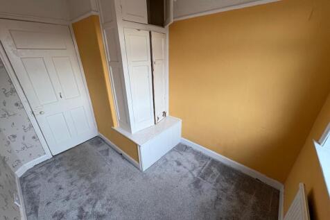 WhatsApp Image 2025-12-05 at 11.07.42 (7).jpeg