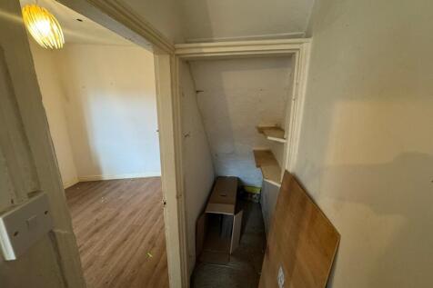 WhatsApp Image 2025-12-08 at 13.29.28 (7).jpeg