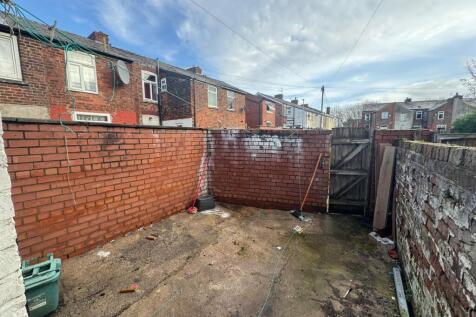 WhatsApp Image 2025-12-08 at 13.29.28 (9).jpeg