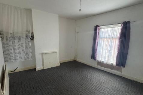 WhatsApp Image 2025-12-08 at 13.29.29 (1).jpeg