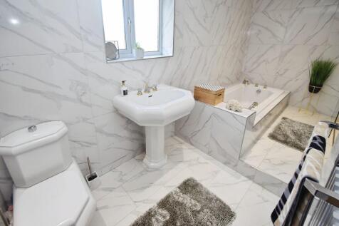 67c9eb3c-Bathroom