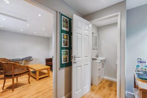 studio cloaks and reception room