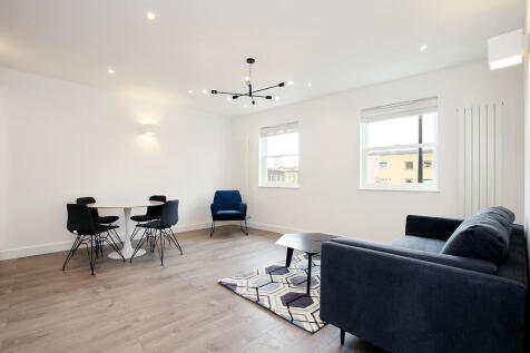 Open-Plan Lounge