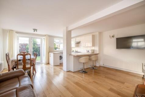 Breamwater-Garden...