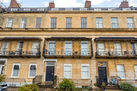 Basement Flat 6 f...