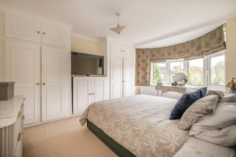 12-Staveley-Road-...