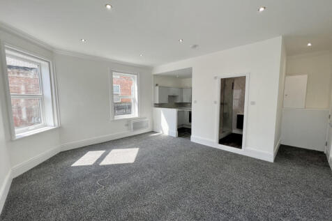 Living Room &amp; Bedroom