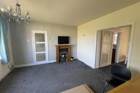Front Lounge