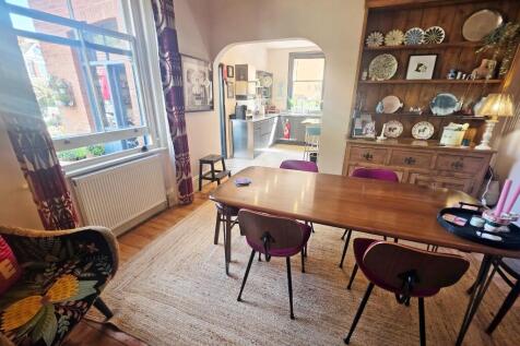 With Arch Leading to