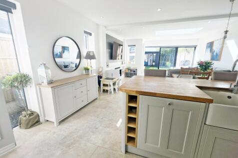 32ft OpenPlan Living