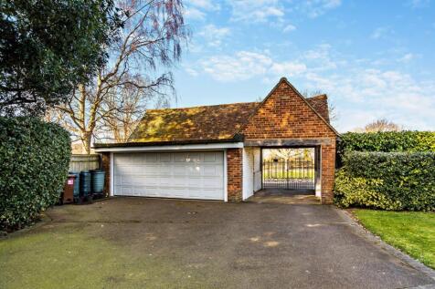 Double Garage