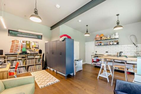 Studio/Annexe