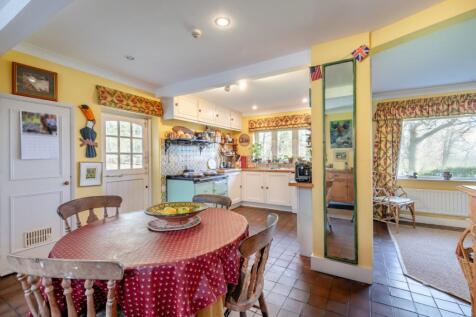 Kitchen/Breakfast Rm