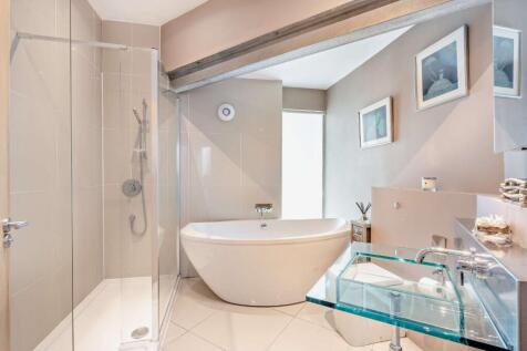 Quality Bathroom