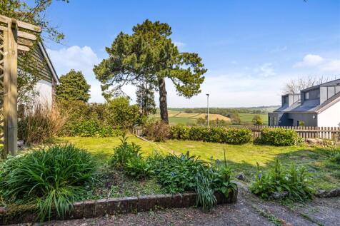 A16 - Jubilante, Totnes - 250501.jpg