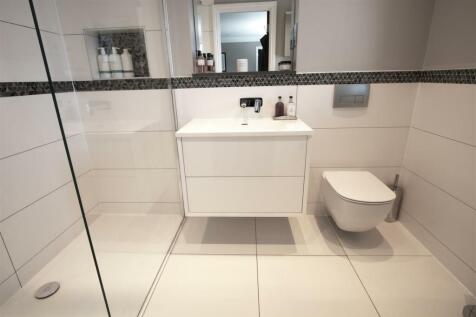 ENSUITE.jpg