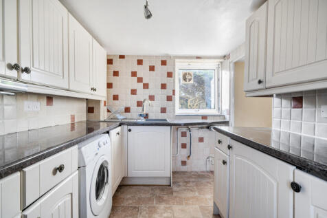 1389296-11-693c26...