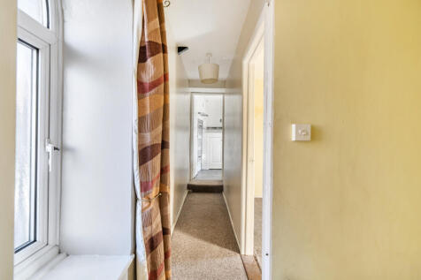 1389296-12-693c27...