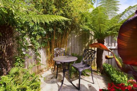 Annexe Garden