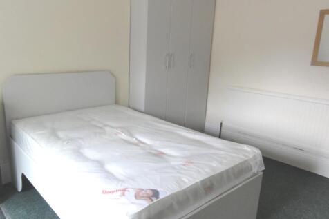 27 Spring Hill Road, Flat 3.JPG