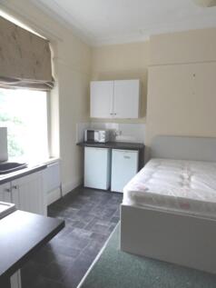 27 Spring Hill Rd, Flat 3.JPG
