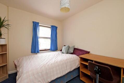 100 Bradley Street, bedroom 2.jpg