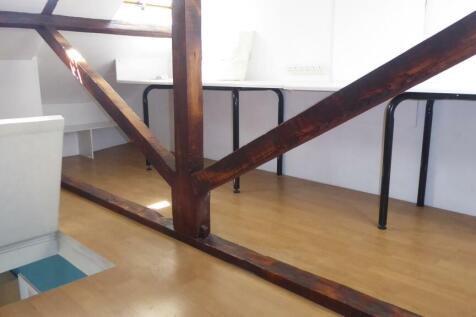 LOFT ROOM
