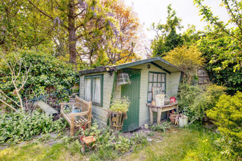 Shed