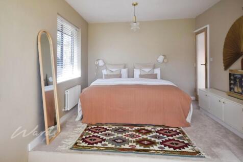 Ocean bed 1 b use