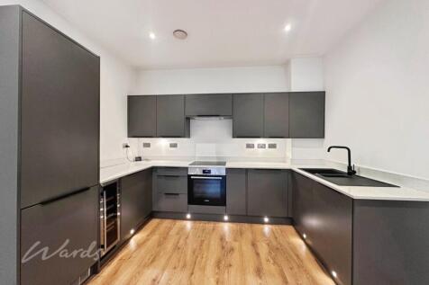 Queensbridge kitc...