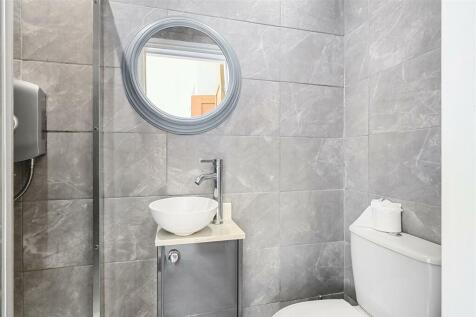 50a Sedlescombe Road South- TN380TJ (15).jpg