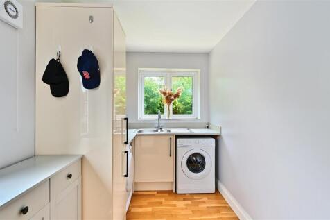 4 Hirst gardens tn35 (21).jpg