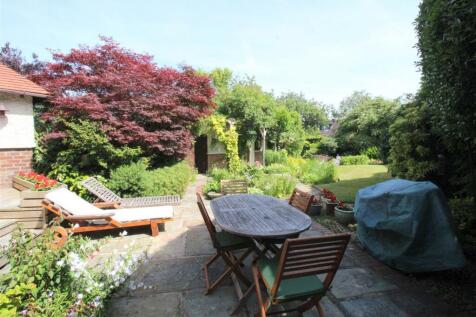 St Annes Road East, 202, outside.JPG