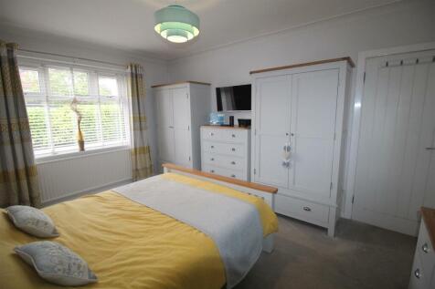 St Thomas Road, 78, bed 1 (2).JPG