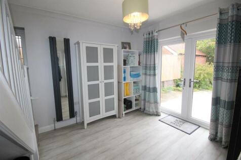 St Thomas Road, 78, bed 2 or study.JPG