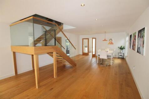 Open Plan Dining Area