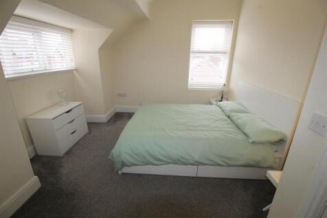 Lake Road, Bedroom Six.JPG