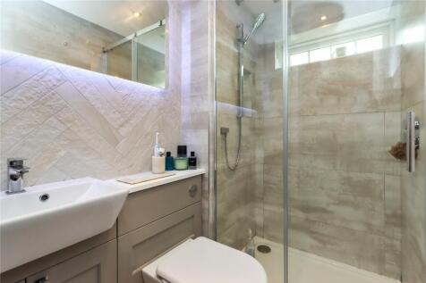 En Suite Pic 2