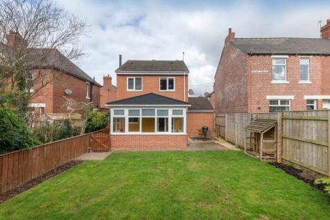 Rear / Garden Pic 2