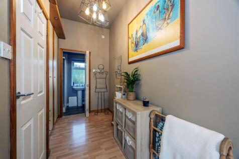 Bedroom 1 SAPL4248-20251214-DxO_DeepPRIME XD2s.jpg