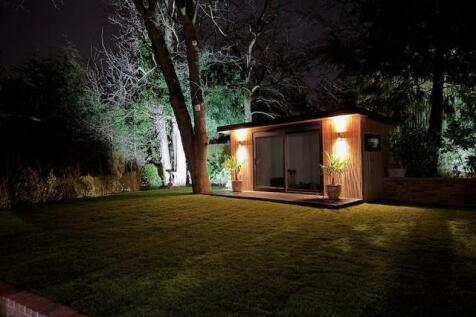 49 aldenham gdn 3.jpg