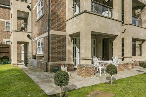 3 herons court gdn img.jpg