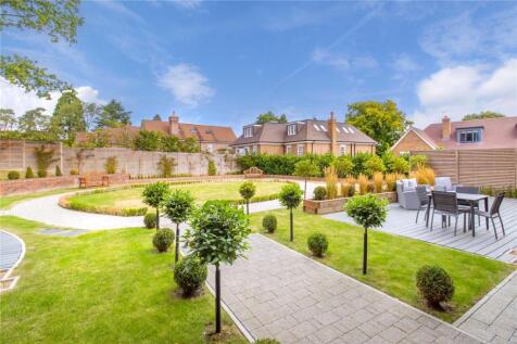 3 The Chapters, WD7 - Rear Gardens.jpeg