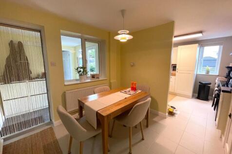 Kitchen:Diner Two.JPG