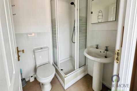 En-Suite Shower WC