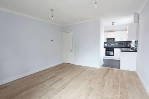 2 Bedroom Flats For Sale In Golding Barn Farm Rightmove