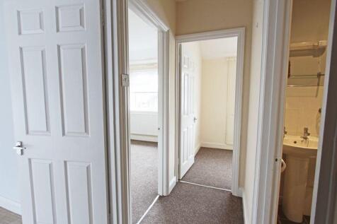 2 Bedroom Flats For Sale In Golding Barn Farm Rightmove