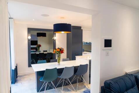 Fitted Kitchen/Dining Room