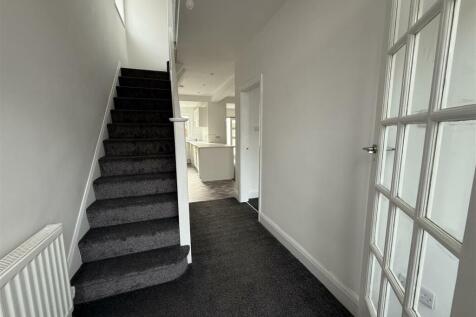 RECEPTION HALLWAY
